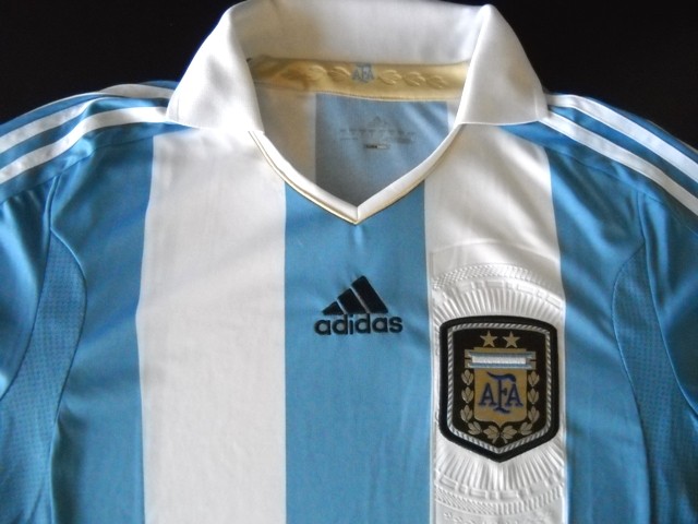 アルゼンチン代表2011ホーム　胸拡大