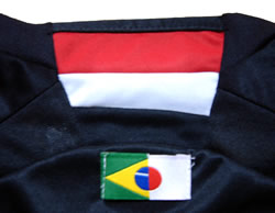 サンパウロ2005GKホーム 後襟国旗拡大