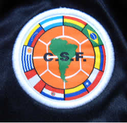 TpE2005GKz[@Confederacion Sudamericana de Futbol 